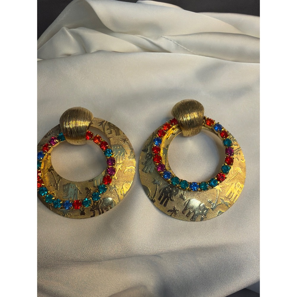 Vintage Gold Tone Safari Elephant Etched Door Knocker Rhinestone Hoop Earrings